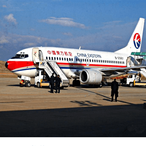 腾冲驼峰空运公司航空快运业稳步发展的原因是什么？